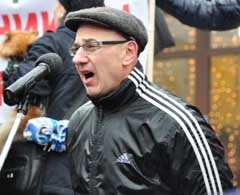 Соломон Гинзбург: - На здании областной Думы три фекальных пятна...